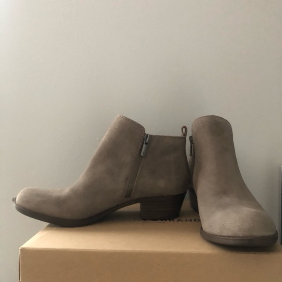 Lucky’s Suede Booties - Picture 5 of 5